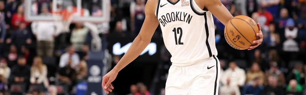 开云官方网站-竞争对手-1！篮网裁掉9+4+2前锋！曾凡博双向合同稳了？