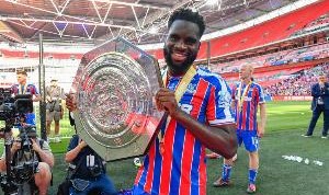 记者：尼斯谈判引进水晶宫前锋爱德华，球员拒绝了赫罗纳的报价